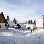 別荘 Lakeside Village 39 By Interhome