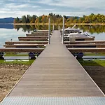 別荘 Lakeside Village 39 By Interhome *